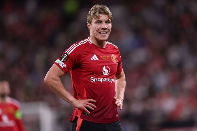 Manchester United plot move for PL striker as Rasmus Hojlund replacement - Reports