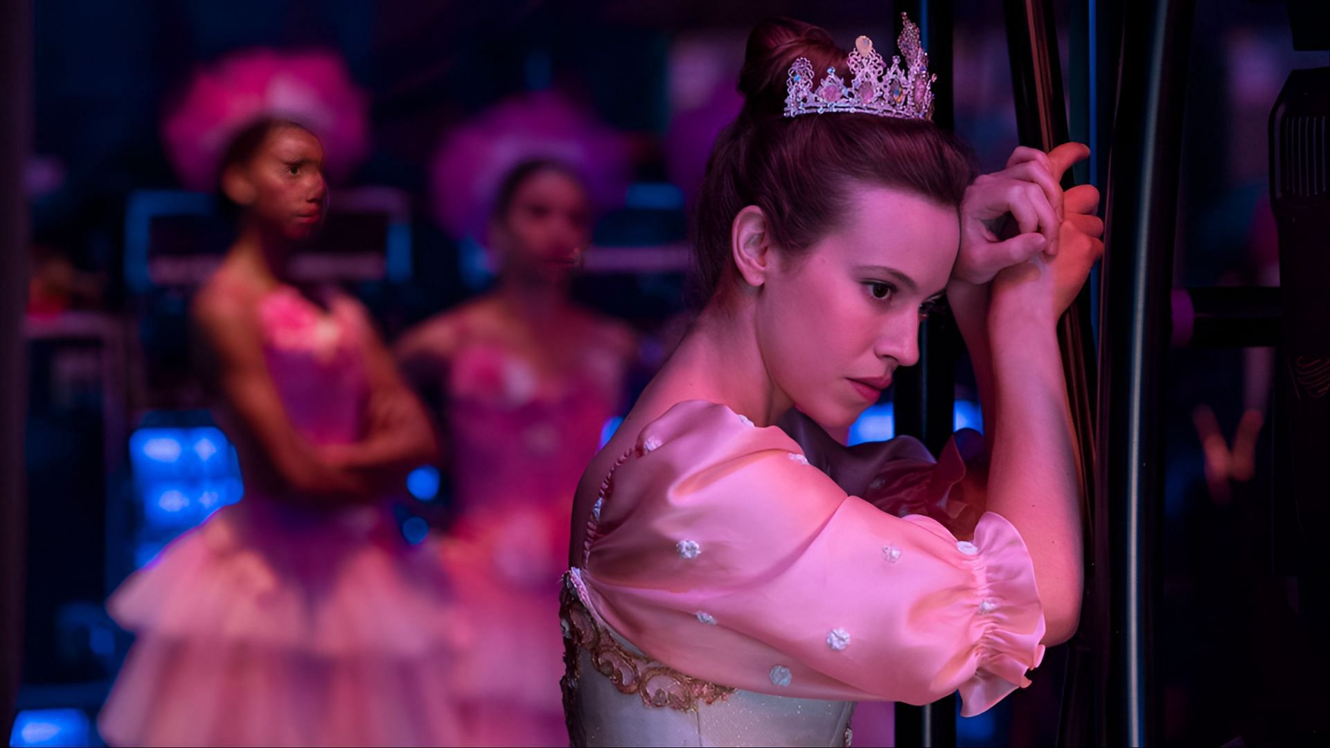 Cheyenne Toussaint, played by Lou de Laâge, waits backstage before a performance, reflecting the tension and discipline behind the scenes. (Image via Amazon Prime)