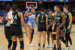 "Angel Reese you are a Minnesota Lynx": WNBA fans predict shocking trade as Sky superstar stuns $355,000 star with her actions