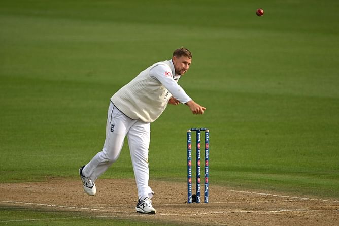 "He could do what Joe Root did"- Former Australian spinner questions Harry Brook's bowling on Day 5 of ENG vs IND 2025 4th Test