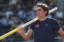 “Got to make a living”- Mondo Duplantis opens up on money talk and ‘glitch’ amid world record spree