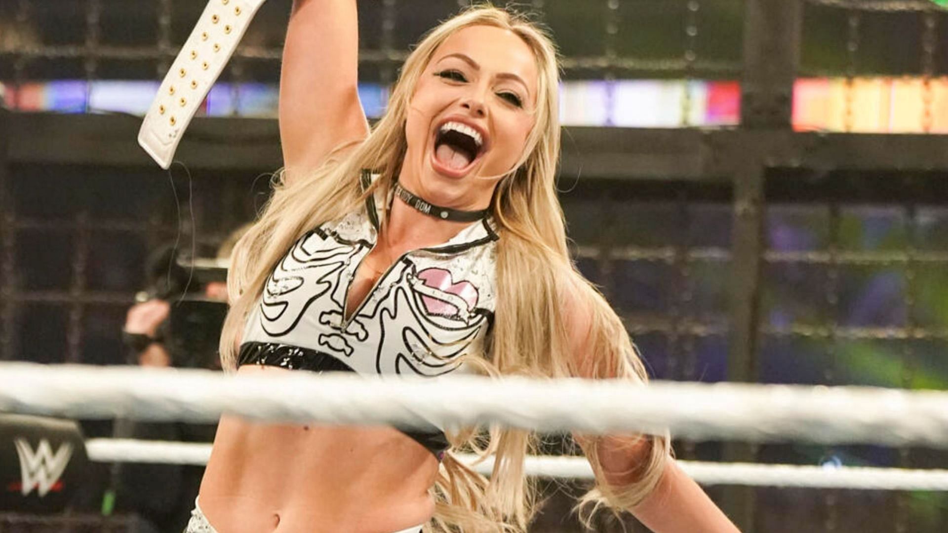 Liv Morgan inside the Elimination Chamber (Photo credit: WWE.com)