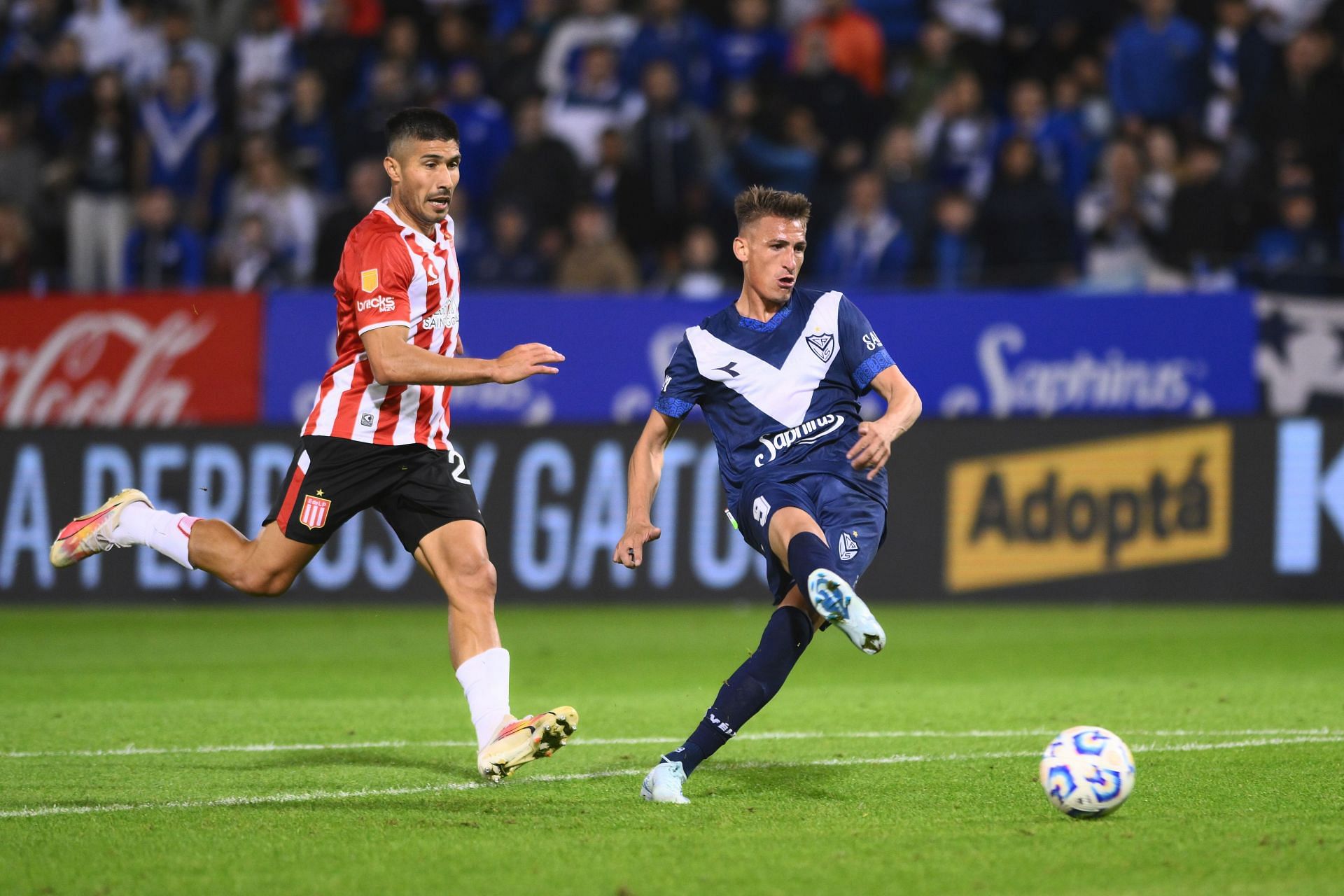 Velez v Estudiantes - Liga Profesional 2024 - Source: Getty