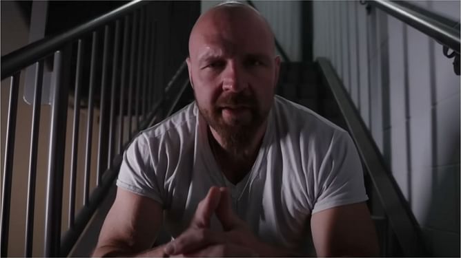 "I cannot work alongside him: 2-time AEW champion makes a bold claim ahead of brutal match against Jon Moxley