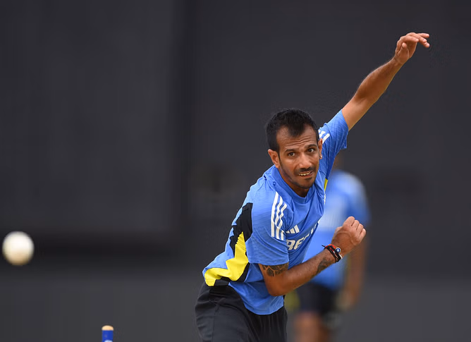 "Pure country ko pata hai ab to" - Yuzvendra Chahal makes cryptic comment on his relationship status