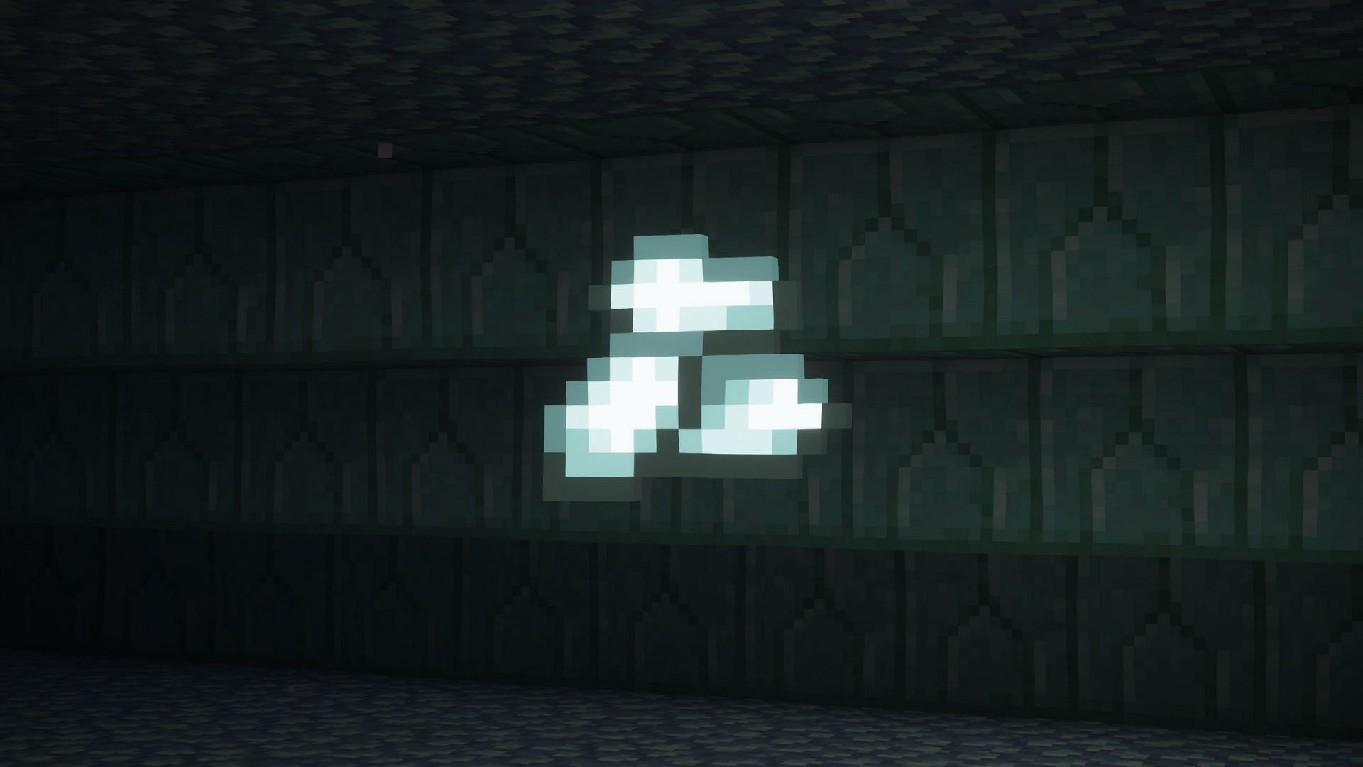 Prismarine crystals are also a rare item to get from the structure (Image via Sportskeeda Gaming || Mojang Studios)