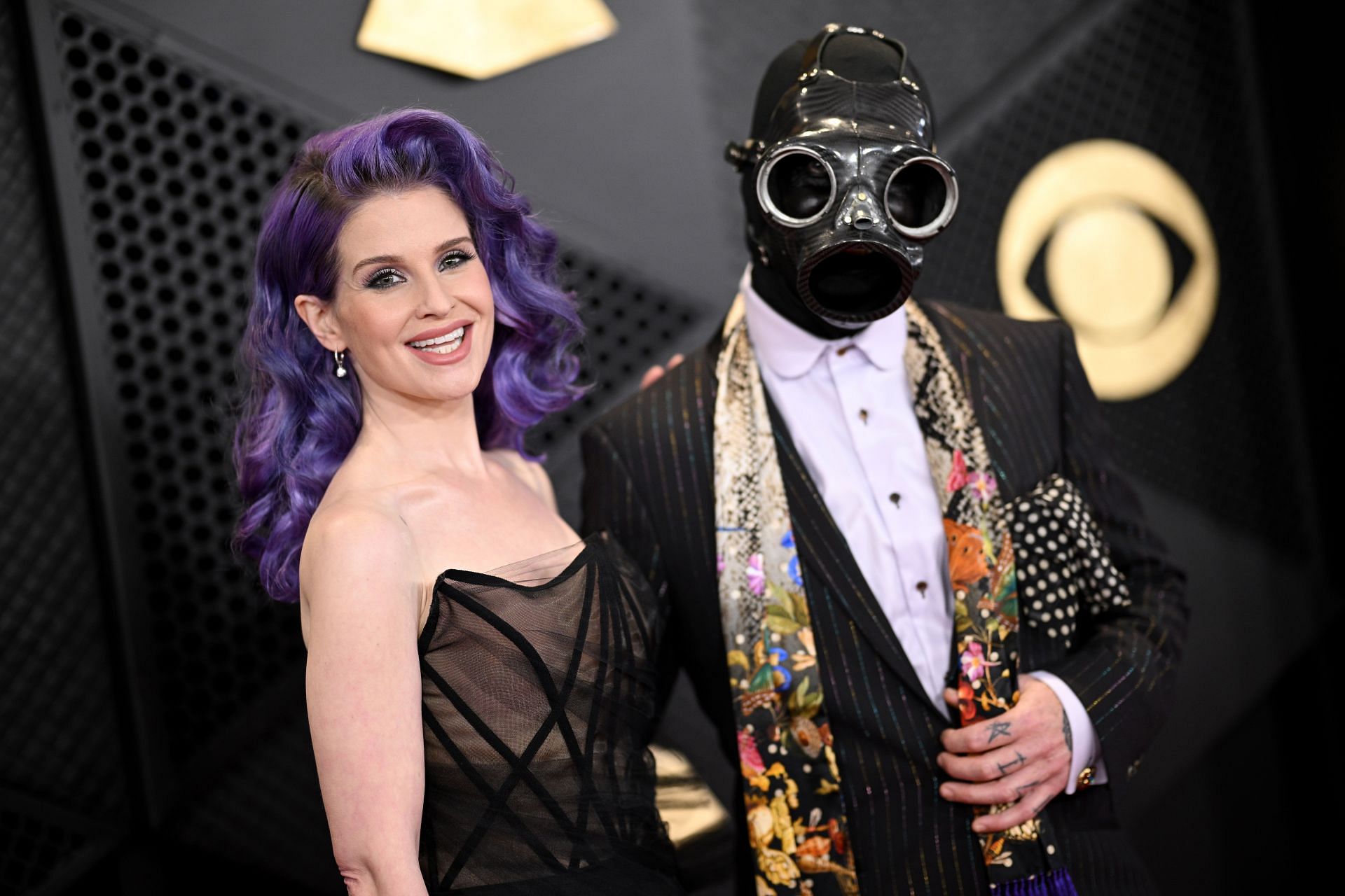 What is the age difference between Kelly Osbourne and Sid Wilson? Relationship explored as couple get engaged