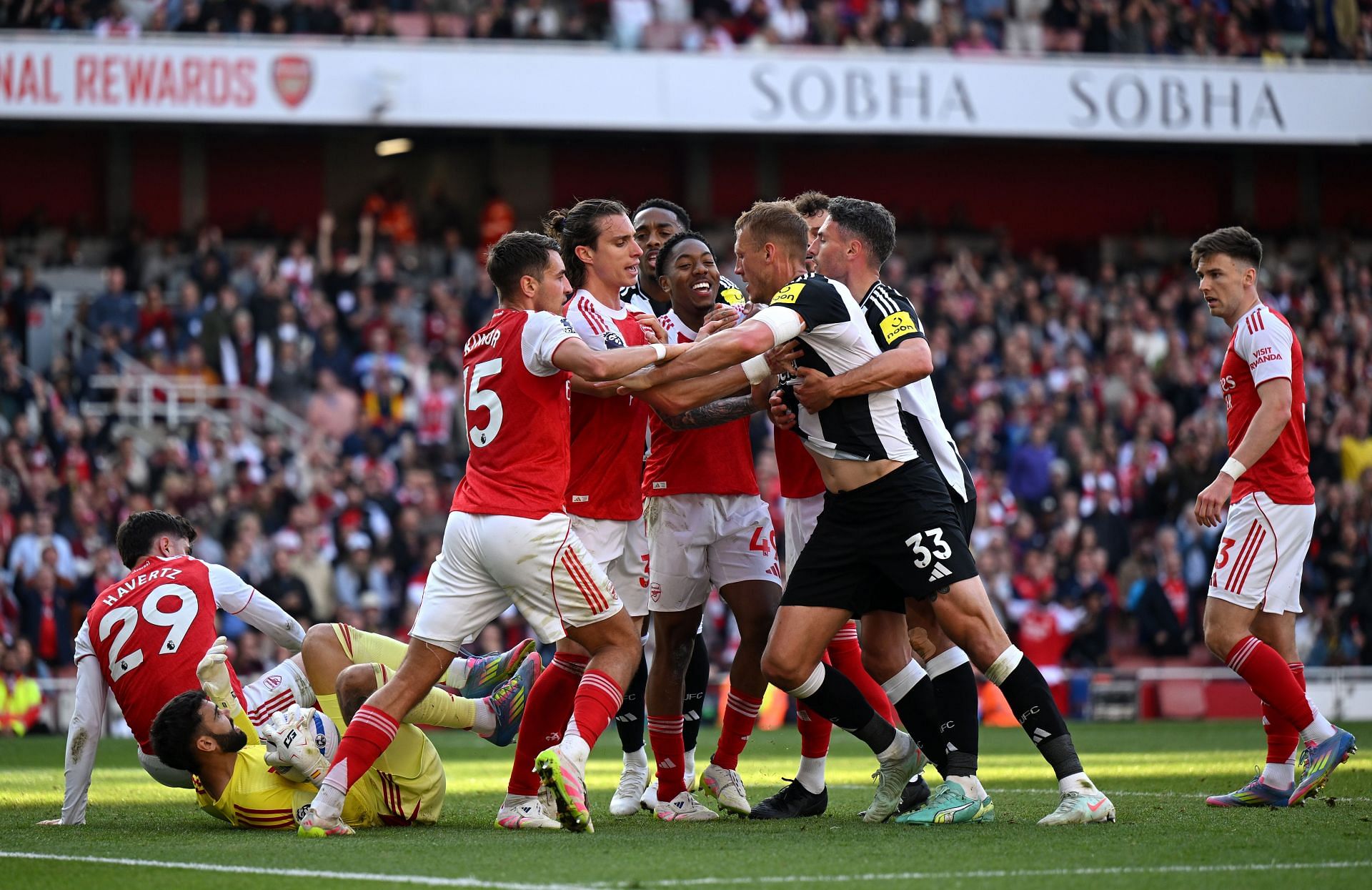 Arsenal FC v Newcastle United FC - Premier League - Source: Getty