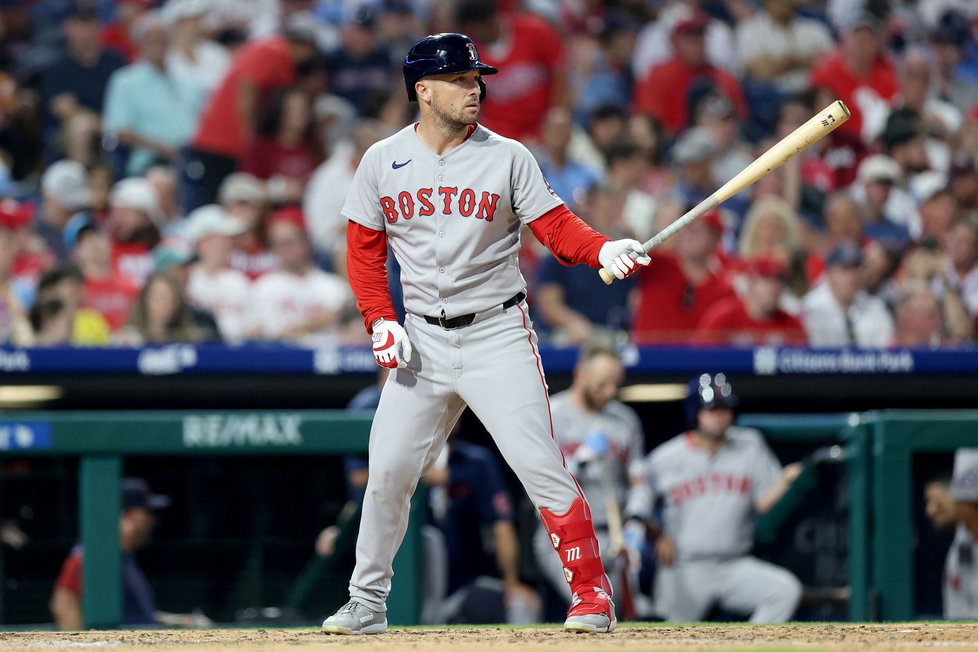 Alex Bregman’s wife, Reagan, shows unstoppable mom strength running Red Sox marathon with two kids for a meaningful cause