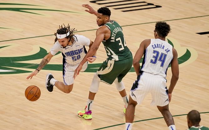 Giannis Antetokounmpo gets massive help as 6'2" PG ditches $3,000,000,000 franchise with intention to join Milwaukee Bucks: Report