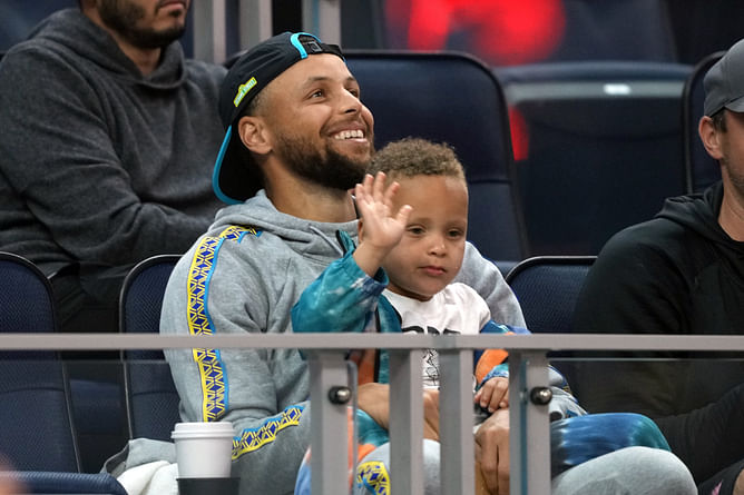 Watch: Steph Curry’s son Canon Curry’s bottle flip and fake handshake with “Dude Perfect” intern has Warriors star in stitches