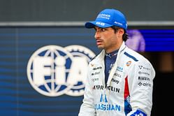 "I arrive to the first test and I die one day": Carlos Sainz shares unique insight on his off-season training