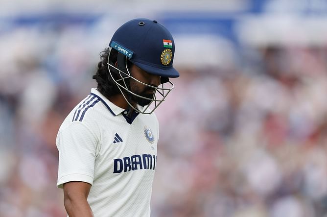 KL Rahul chops on for 14 as visitors lose both openers early in ENG vs IND 2025 5th Test [Watch]