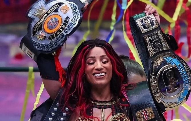 Mercedes Moné tells WWE fan to stop crying