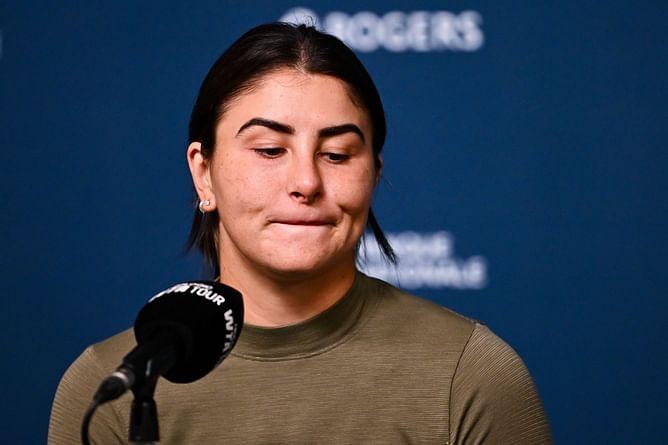 "It definitely sucks"- Bianca Andreescu makes emotional admission about 'frustrating' Canadian Open withdrawal after unfortunate injury