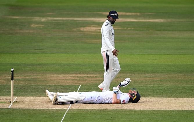Ben Stokes lays flat on the ground after blow to his groin on Day 4 of ENG vs IND 2025 3rd Test [Watch]