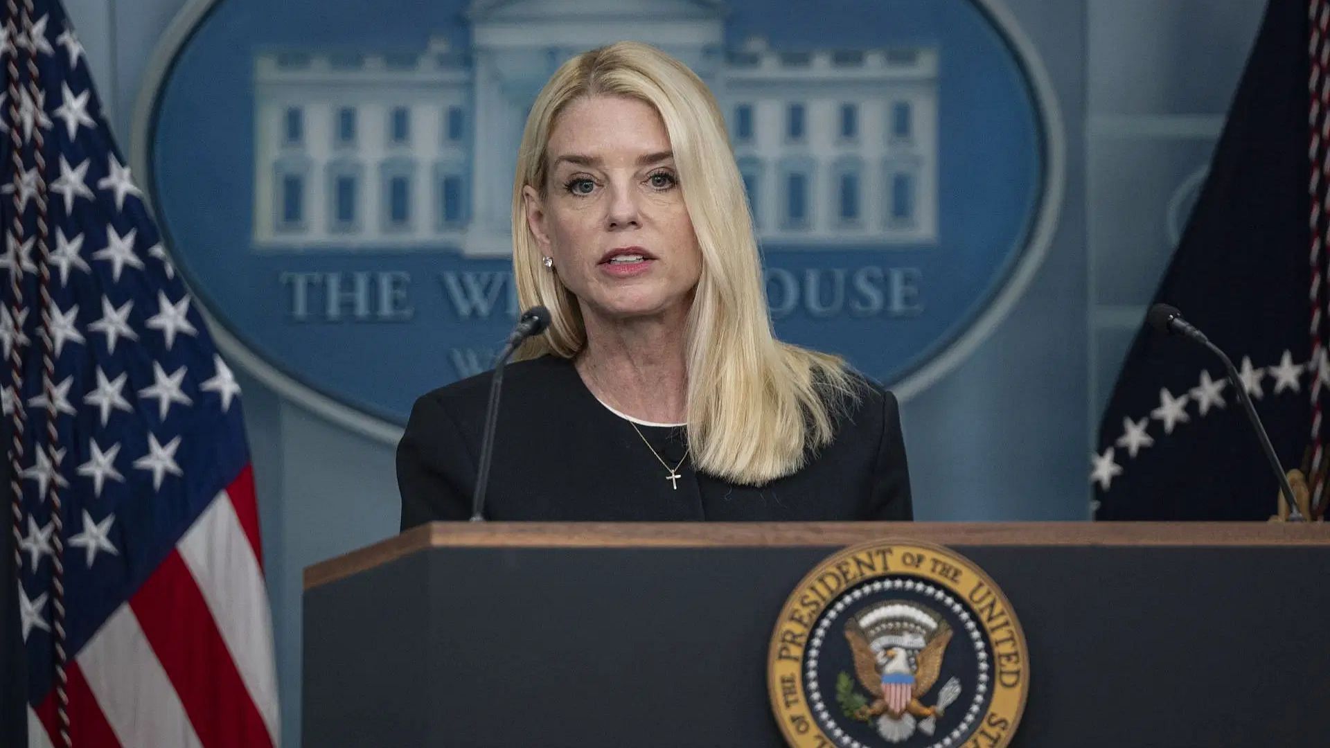 Pam Bondi druing a press conference at the White House (Image via Getty)