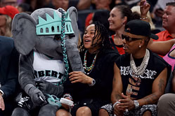 $6,000,000 worth rapper Plies sends clear message as clip of candid moments with Dawn Staley goes viral