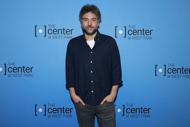 “We were the sacrificial lambs” — Josh Radnor discusses his last scene with Ashley Williams on “How I Met Your Mother”
