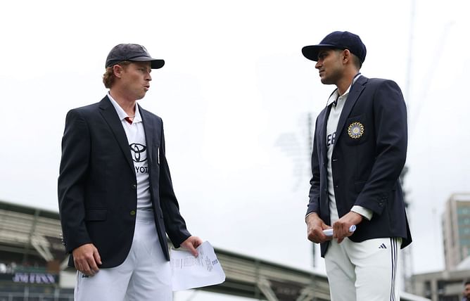 IND vs ENG: शुभमन गिल ने टॉस के दौरान किया ब्लंडर, भारत की गलत Playing 11 का कर दिया ऐलान; जानें कौन से खिलाड़ी हुए बाहर