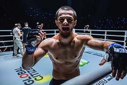 "I'm shocked by their fans" - Abdulla Dayakaev gives props to Thai people for welcoming him in Bangkok