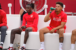 Chiefs' Xavier Worthy gets honest on Travis Kelce and Patrick Mahomes' telepathic connection