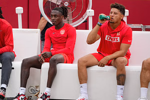 Chiefs' Xavier Worthy gets honest on Travis Kelce and Patrick Mahomes' telepathic connection