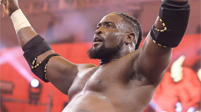 "You are not worthy" - Oba Femi fires personal shots at surprise challenger for WWE championship
