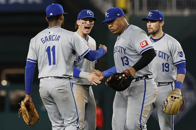 Bobby Witt Jr. shares personal stories about Royals captain Salvador Perez to Mookie Betts