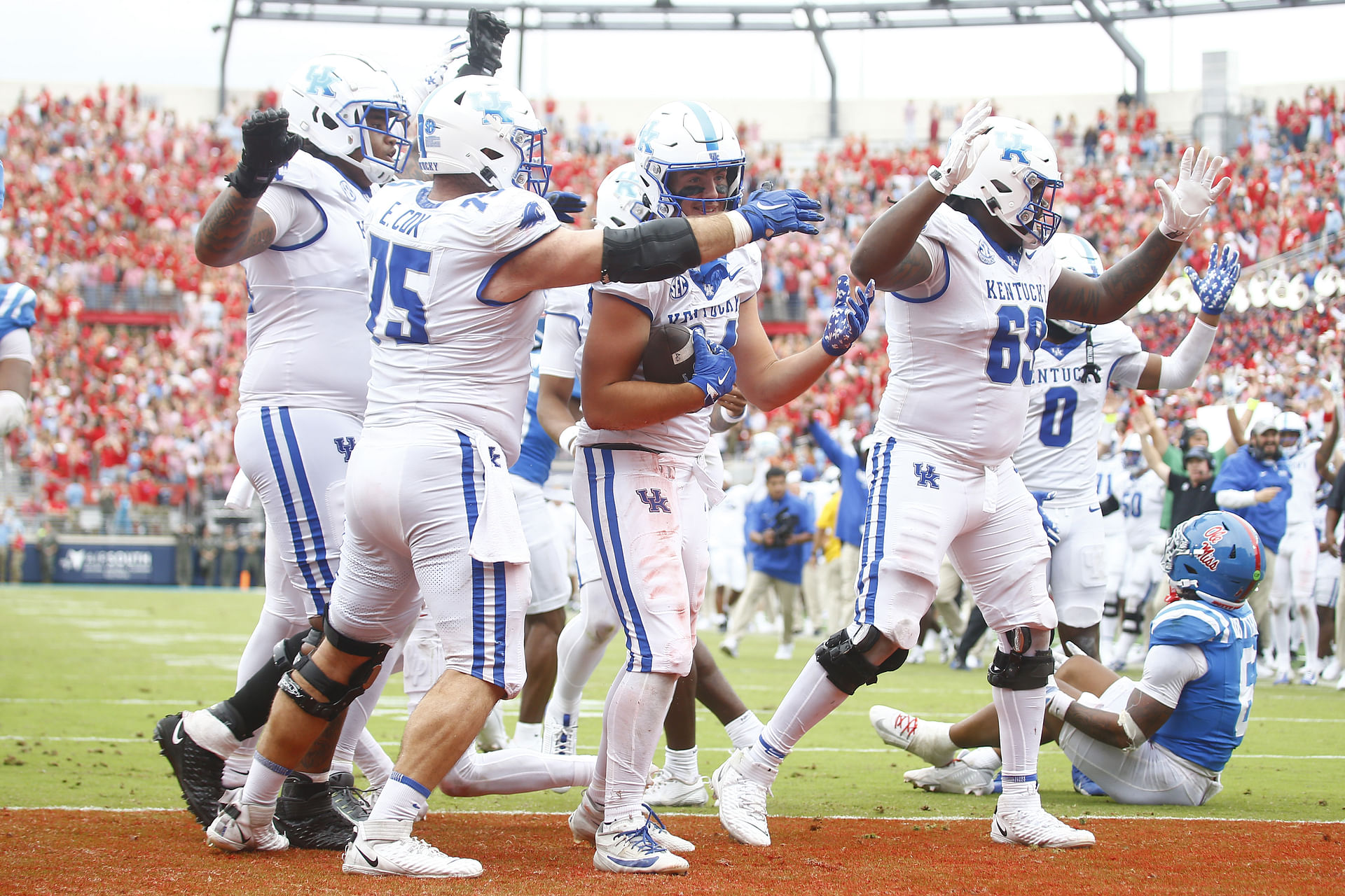 NCAA Football: Kentucky at Mississippi - Source: Imagn