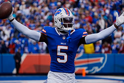 Cowboys’ new CB Kaiir Elam picking off Dak Prescott earns high praise from NFL great J.J. Watt