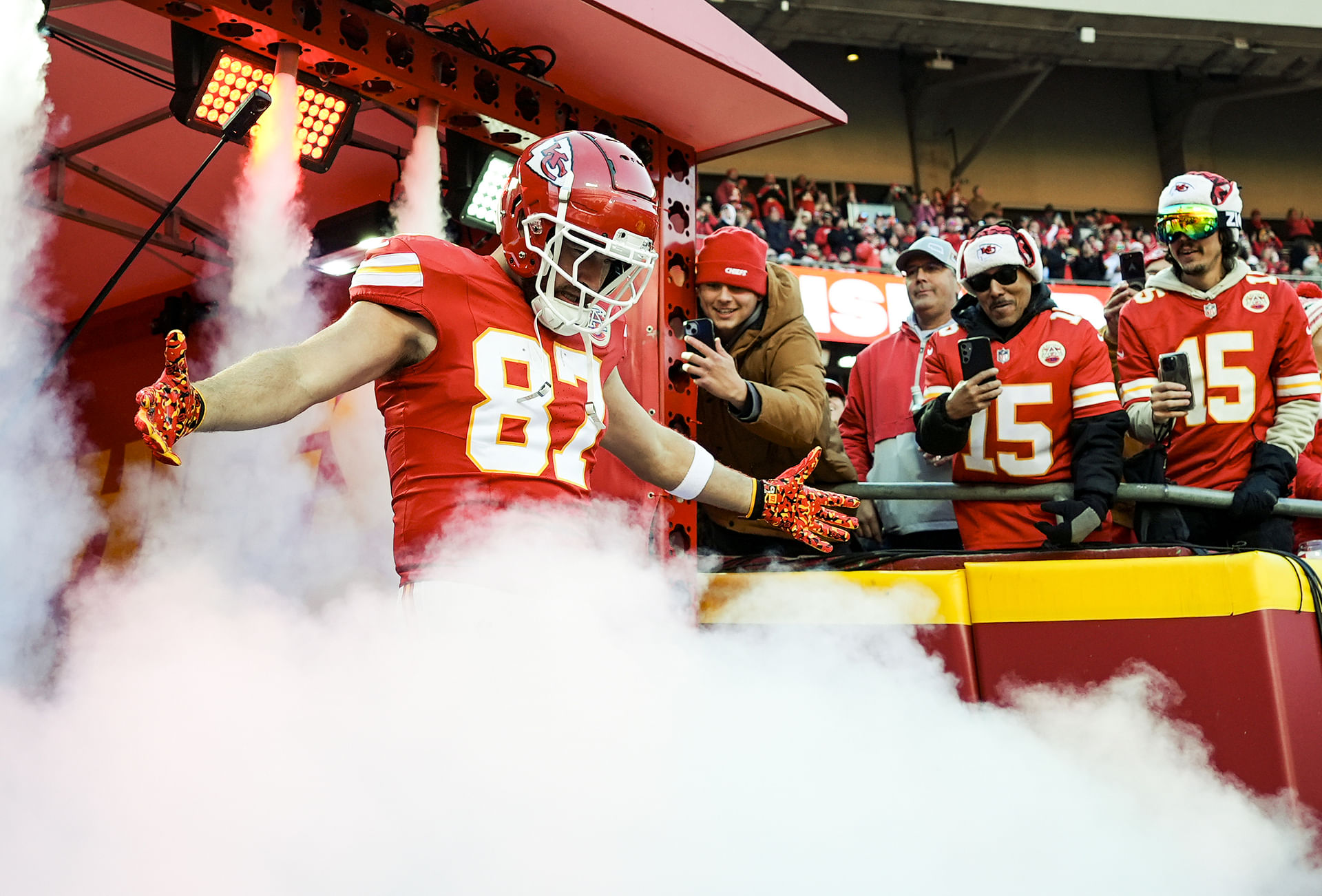 NFL: Las Vegas Raiders at Kansas City Chiefs - Source: Imagn