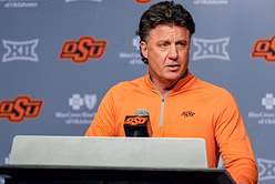 "Who TF is that?" - Fans call out CFB 26 over Oklahoma State HC Mike Gundy's appearance in latest edition of EA Sports' game