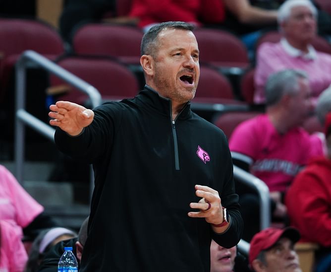 "What were you doing defensively": When Jeff Walz had a bold response to Kim Mulkey's criticism as Baylor coach