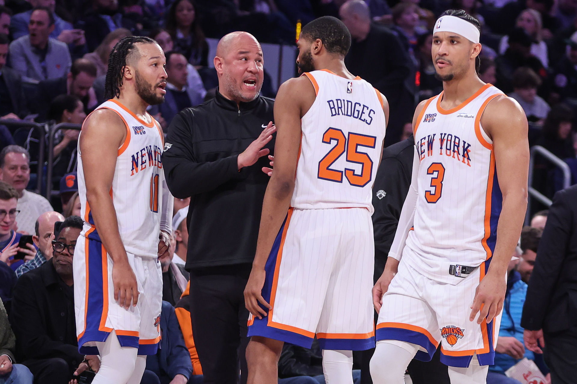 Fans react to Mike Brown reducing Rick Brunson