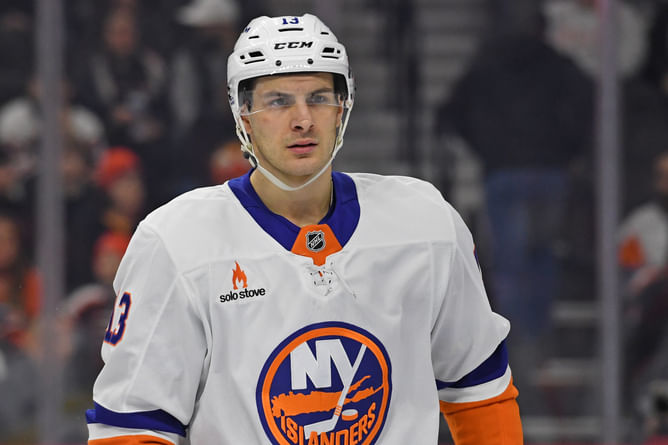 $73,200,000 Islanders star makes his thoughts clear about drafting Matthew Schaefer, draws parallels with Cale Makar