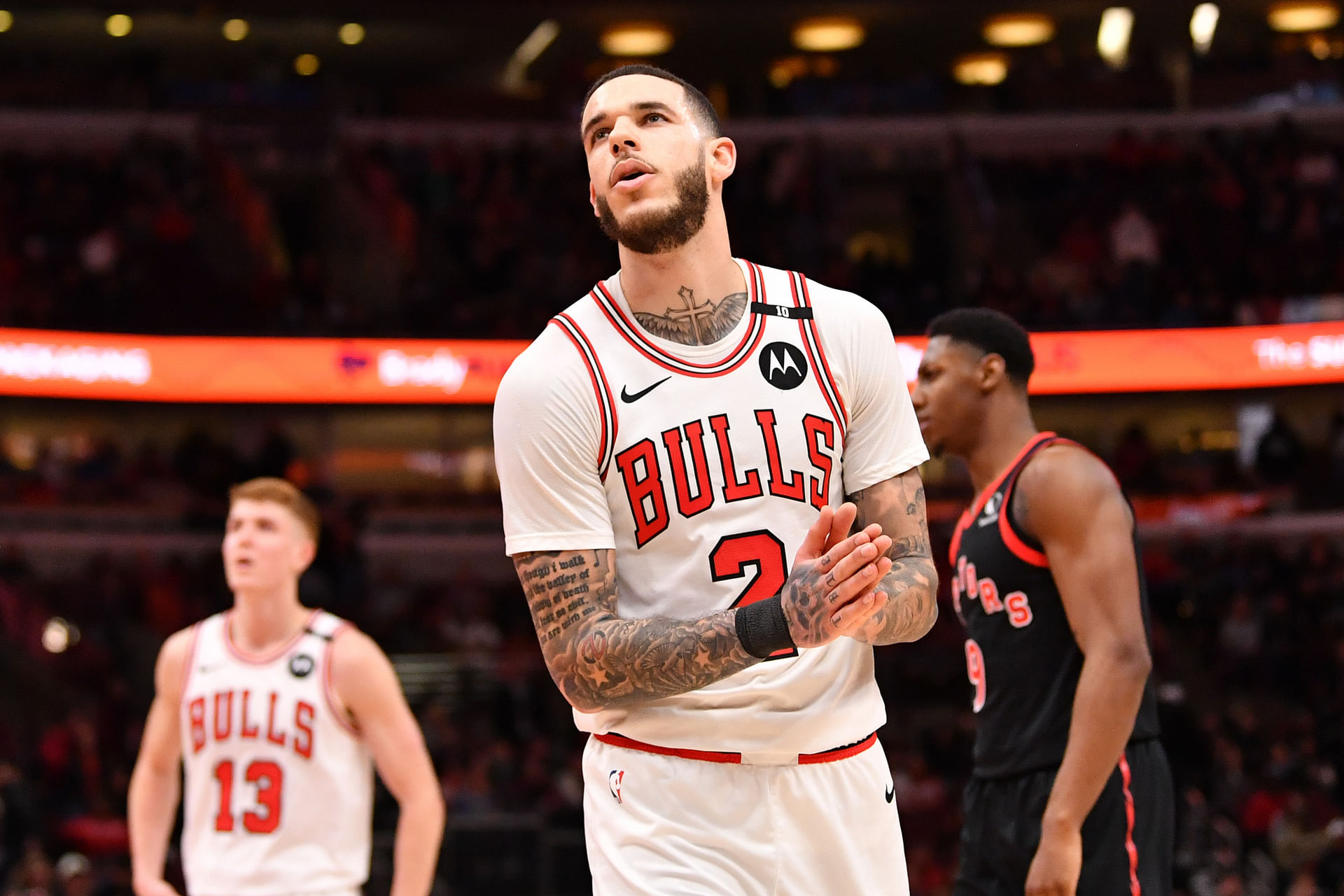 Lonzo Ball gives inside scoop on Cavaliers trade bombshell and choosing new jersey number: "Cavs coaches texting me"