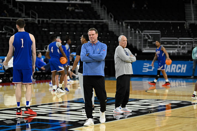 “Scary situation”, “Prayers, get well soon”: Fans unite as Kansas release statement for HC Bill Self’s heart procedure