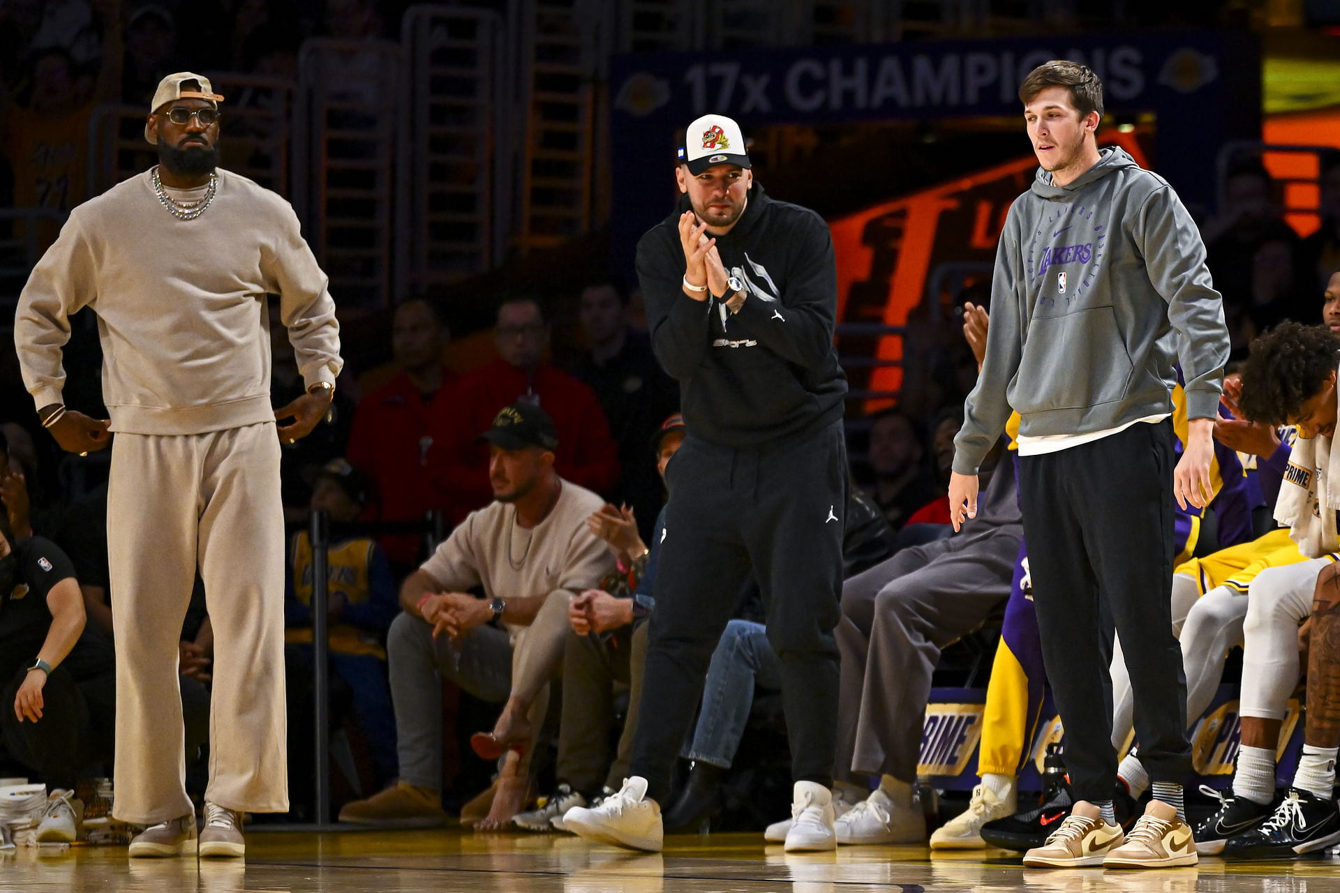 NBA: Milwaukee Bucks at Los Angeles Lakers - Source: Imagn