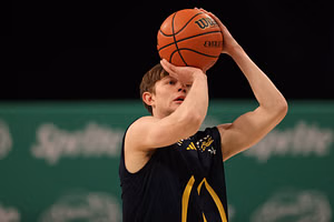 "Definitely underrated on defense": Duke freshman Nik Khamenia shares his best qualities, decision to join Jon Scheyer's team & more