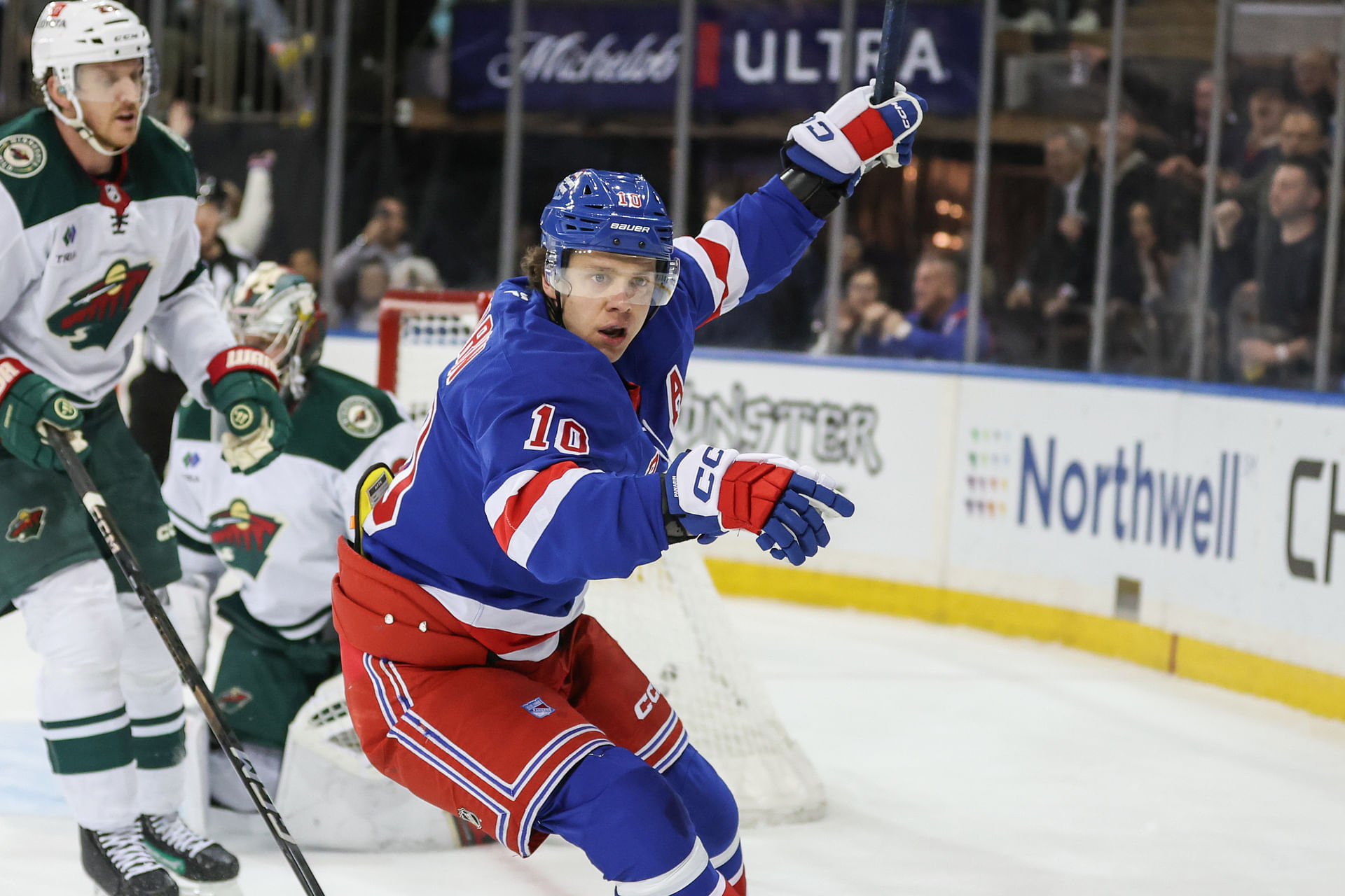 NHL insider questions $81,500,000 Rangers star's future in New York as he enters contract year