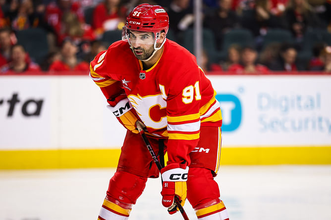 NHL Rumors: Steve Dangle links Nazem Kadri to $3B franchise, drops truth bomb on Maple Leafs' chance