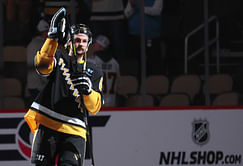 Former NHLer pushes for Maple Leafs' pursuit of Erik Karlsson to replace a struggling $60,000,000 D-man on Toronto's PP unit