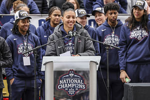 Azzi Fudd, Aubrey Griffin, Allie Ziebell & others react to UConn star KK Arnold's glamorous ESPY outfit