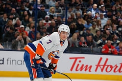"Daddy Darche back at it again" "That's a steal" - NHL fans react as Maxim Tsyplakov signs 2-year, $4.5M extension with Islanders