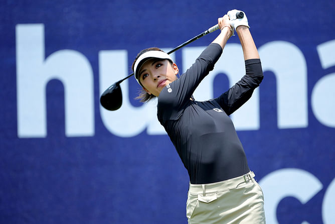 F1 star Alex Albon takes to LPGA course with golfer girlfriend Muni He