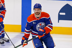$38,500,000 Oilers forward makes feelings known about Evander Kane and other players' exit after back-to-back Stanley Cup losses