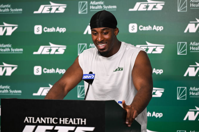 “I’m not their guy”: Breece Hall gets brutally honest on pending Jets contract extension