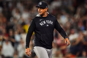 Top 3 controversial decisions by Yankees manager Aaron Boone that cost series loss vs. Blue Jays