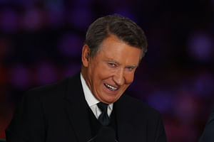 When Wayne Gretzky revealed what he learned from his 'idol' Gordie Howe